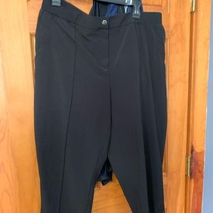 Chico’s Black Capri Pants